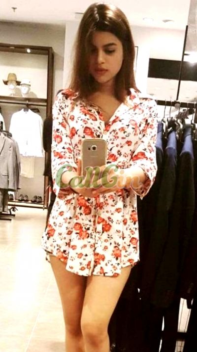 Shreya, escort in Mahipalpur