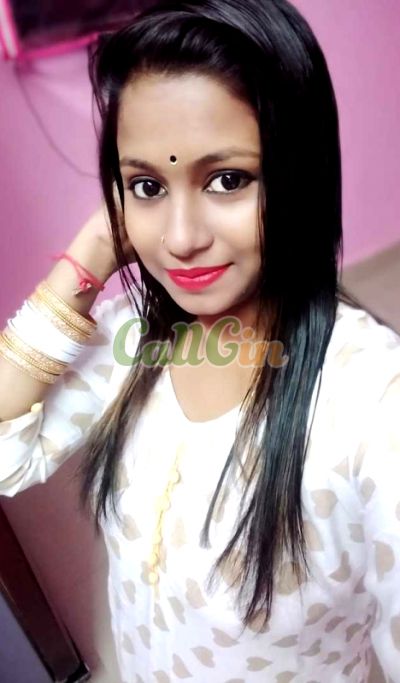 Sonam, call girl in Mumbai