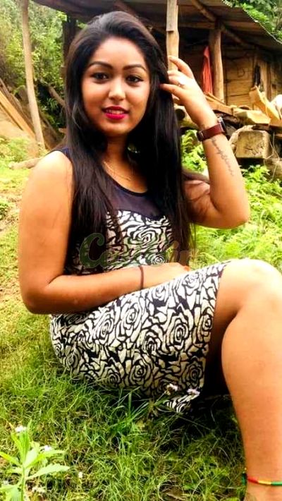 Pooja 9711800081, Escort in East of Kailash