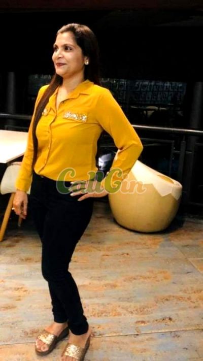 Riya Patel, call girl in Mumbai