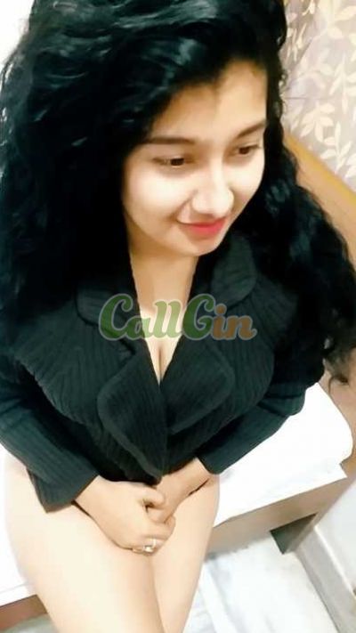 Priya Singh, call girl in Andheri (Mumbai)