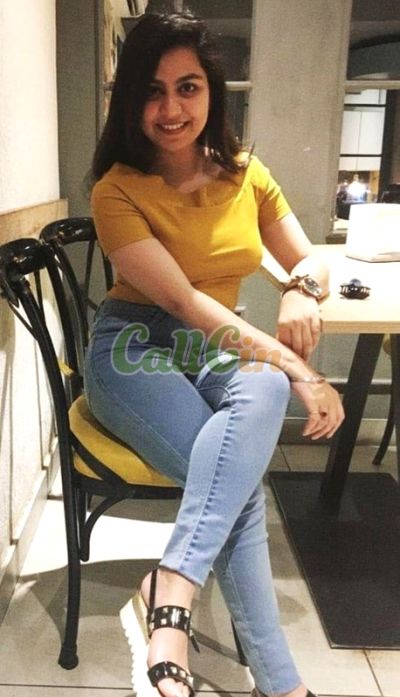 Henna, call girl in Connaught Place