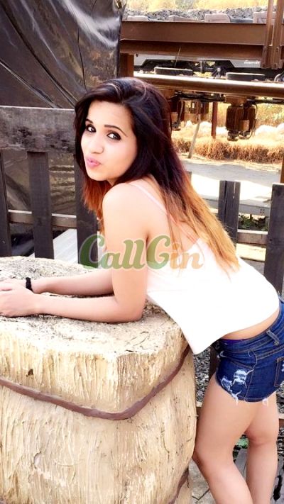 Isha Patil, Escort in Pune