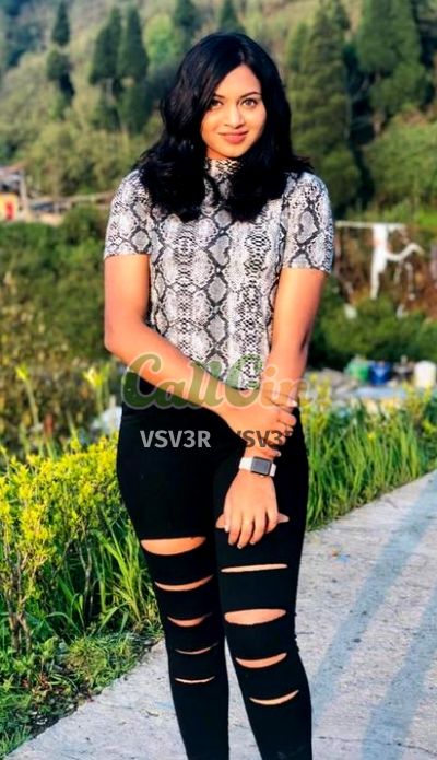 Aditi Roy 9742479042, Escort in MG Road