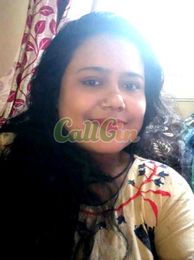 Soniya, call girl in MG Road (Bangalore)