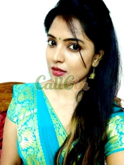 Riya Shah, escort in Hyderabad