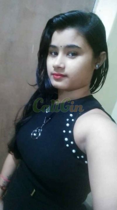 Kajal 7666740934 - Call girl in Nerul