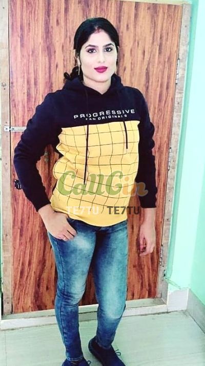 Poja, Escort in Kabir Chowk (Ahmedabad)