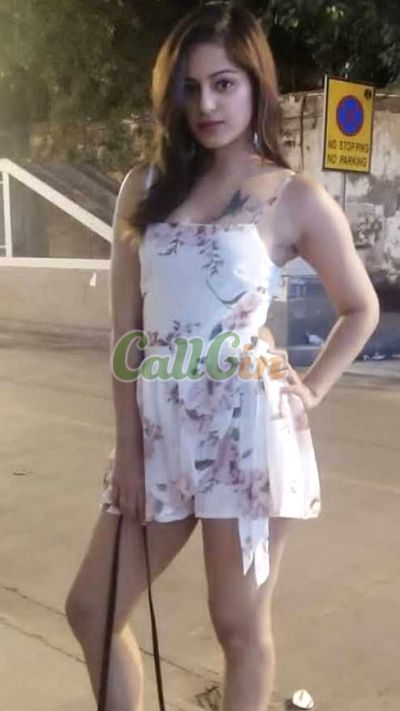 Khushi Sharma, escort in Thane
