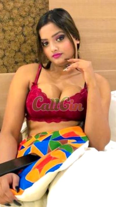 Riya Sharma, escort in Andheri (Mumbai)