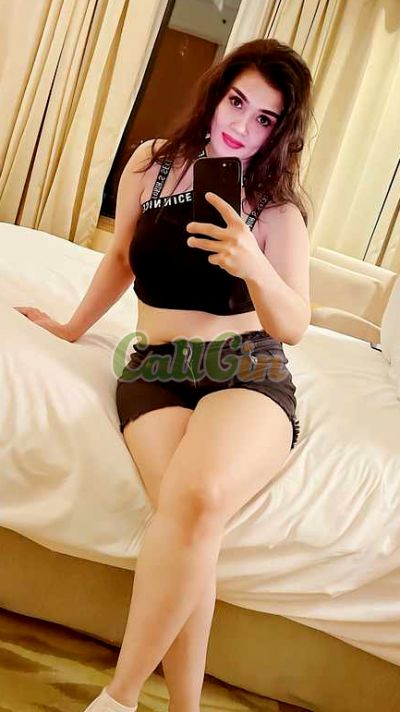 Neelam Sharma, call girl in Andheri (Mumbai)