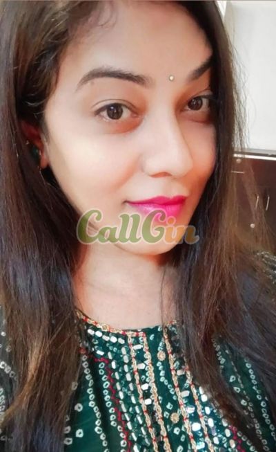 Priya, call girl in Banjara Hills (Hyderabad)