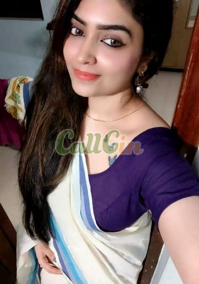 Shalini Sharma, call girl in Electronics City (Bangalore)