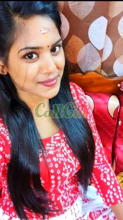 Seema Singh, call girl in Kukatpally (Hyderabad)