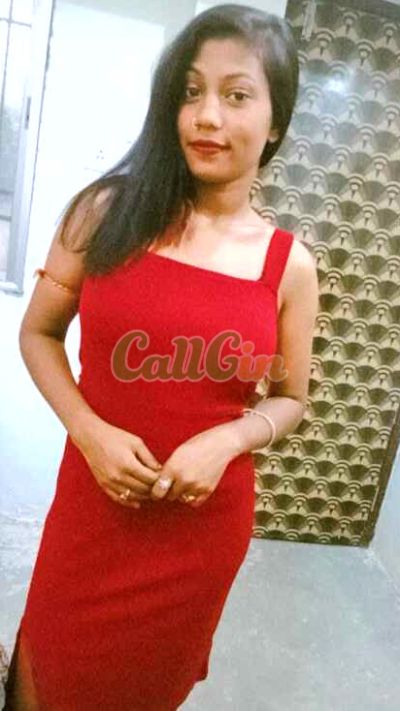 Puja, escort in Pune