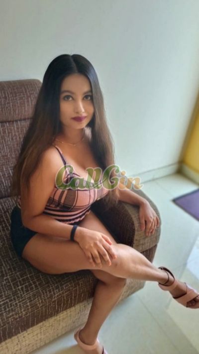 Nidhi, escort in Mahipalpur