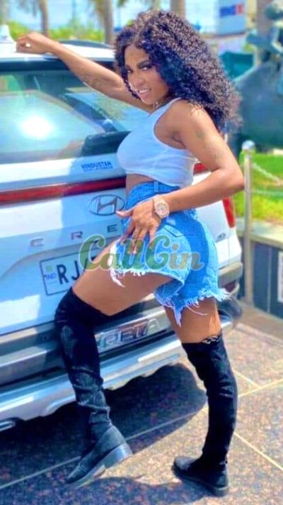 Myra, call girl in Bangalore