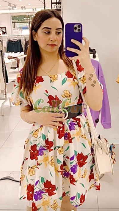 Pooja, call girl in Mumbai