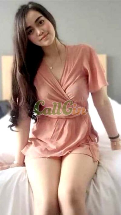 Shruti, Escort in Viman (Pune)