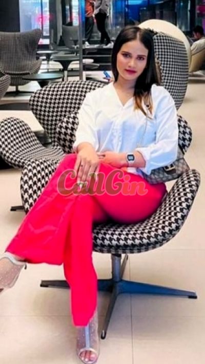 Revati Agarwal, call girl in Bangalore