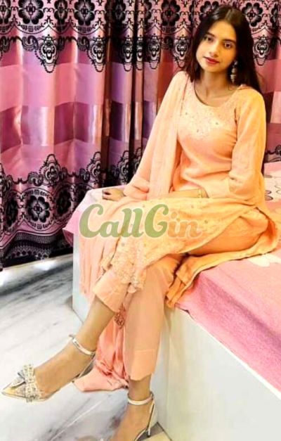 Kaira Shah, Call girl in New Town (Kolkata)