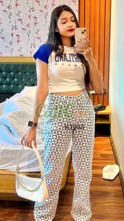 Neeru Sharma 7011573953, Escort in Mahipalpur