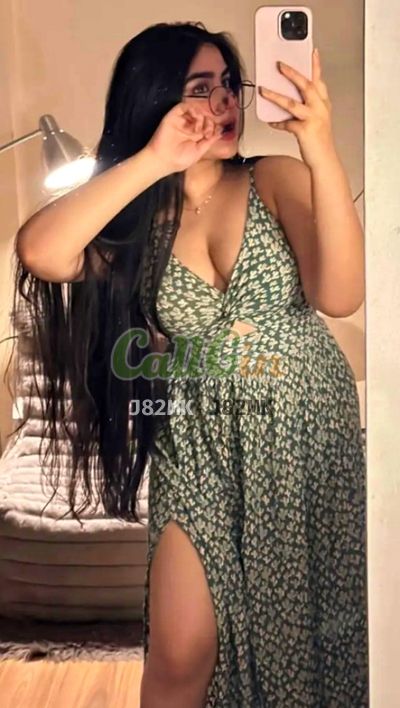 Arohi 7568302471, Call girl in Bangalore