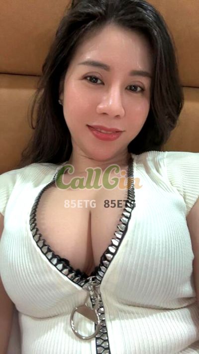 Natasha, Escort in Connaught Place