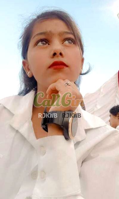 Anshika 7461932838, Call girl in Andheri (Mumbai)