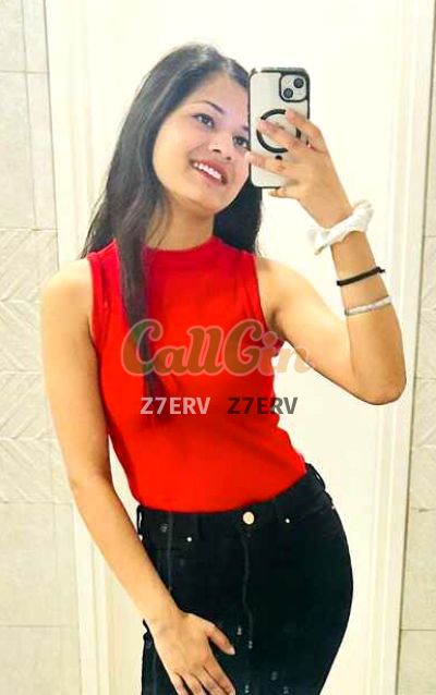 Deepali 8050213228, Call girl in Koramangala (Bangalore)