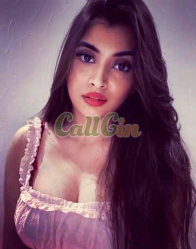 Kavya Gupta 9355153309, Escort in Connaught Place