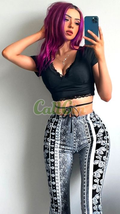 Twinkle 9711066130, Escort in MG Road (Bangalore)