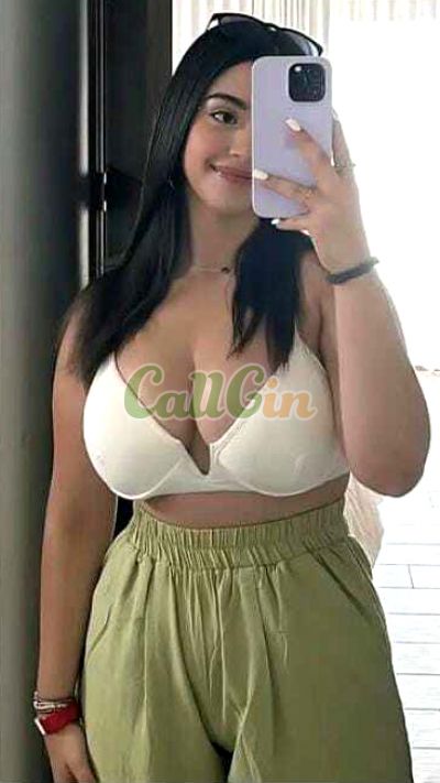 Sangeeta 7060879358, Call girl in Electronics City (Bangalore)