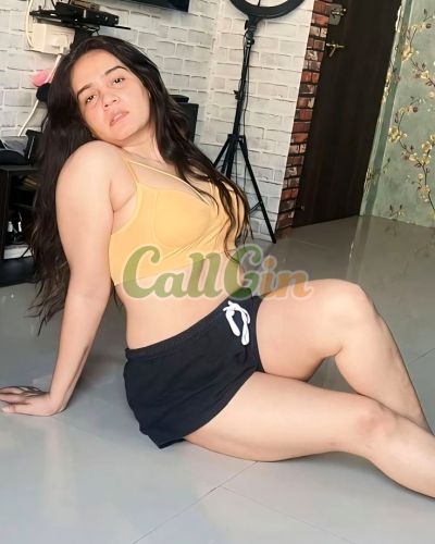 Ritika 8306053923, Call girl in Wakad (Pune)