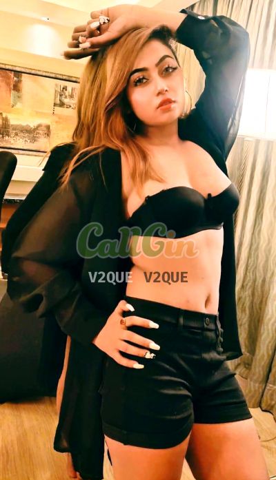 Aakansha Pandey 9326110931, Call girl in Mumbai
