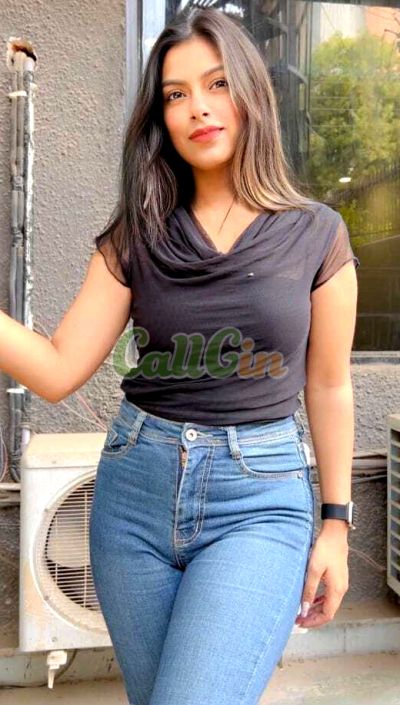 Anjali Aarora 7208748054, Escort in Vashi (Navi Mumbai)