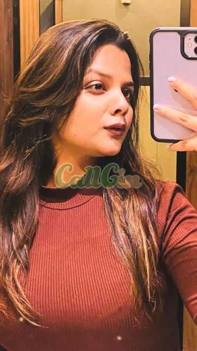 Prachi Sharma 7970758852, Call girl in Pune