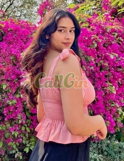 Himani 7236833865, Escort in Mahipalpur