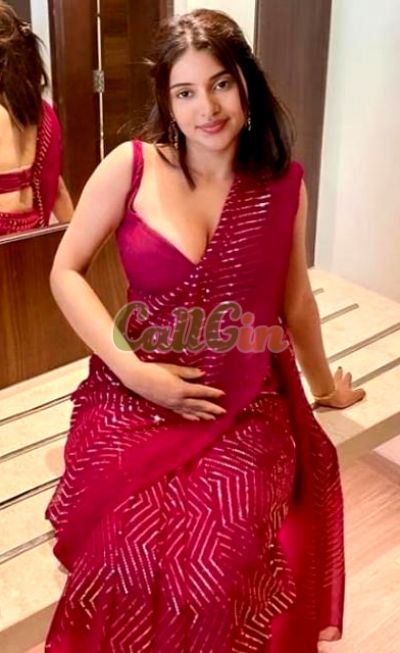 Suhani Mehata 9558711279, Escort in Kalkaji