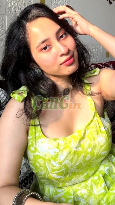 Nandini Varma 9725132498, Call girl in Anna Nagar (Chennai)