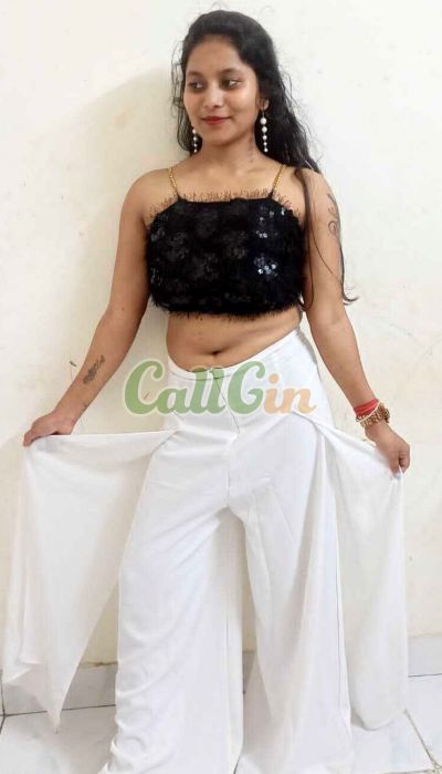 Reema Kumari, call girl in Koramangala (Bangalore)