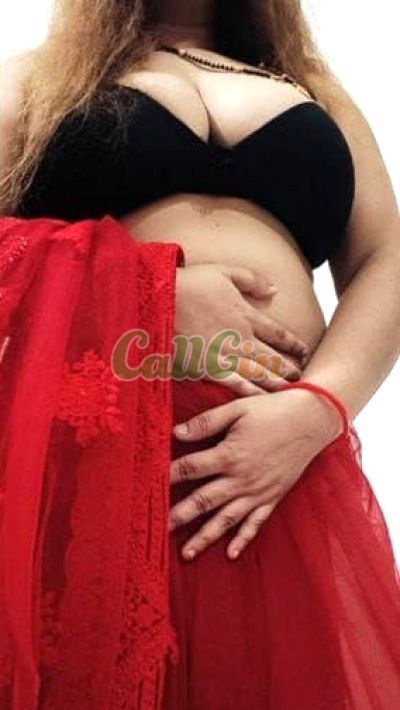 Priya, escort in Bangalore