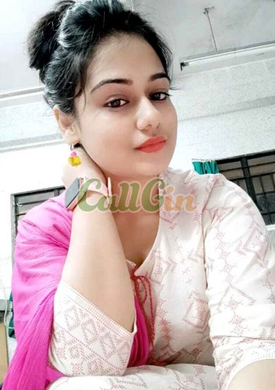 Soumya Sharma, escort in Kolkata