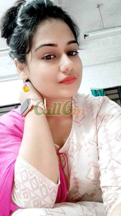 Soumya Sharma, escort in Kolkata