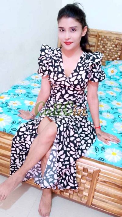 Niki 7710082789, call girl in Andheri (Mumbai)