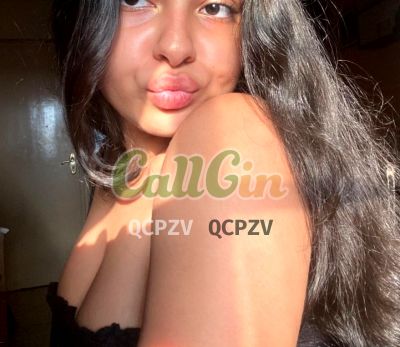 Komal, call girl in Bangalore