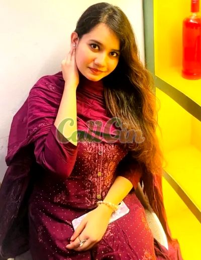 Kavyanshi Joshi 9509452029, call girl in Vashi (Navi Mumbai)