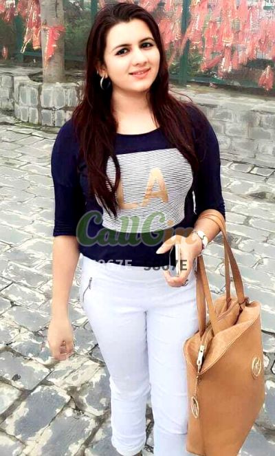 Surbhi 8987926352, call girl in Koramangala (Bangalore)