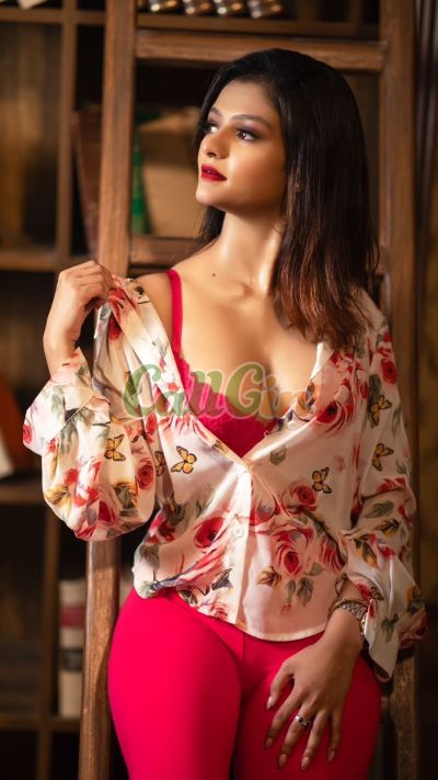 Divya Yadav 9311406202, escort in Mahipalpur