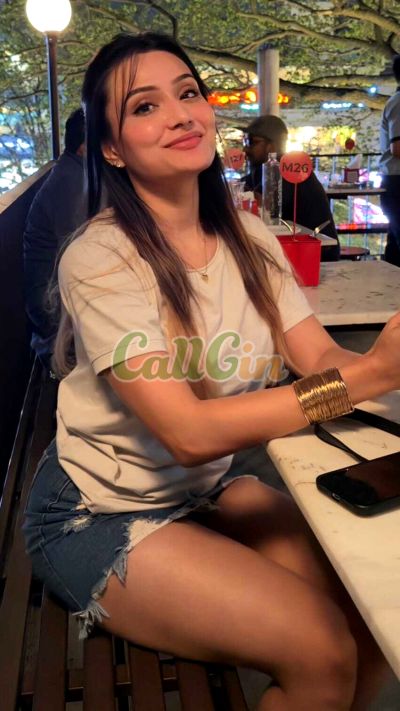 Diviya 7488740877, escort in Vashi (Navi Mumbai)